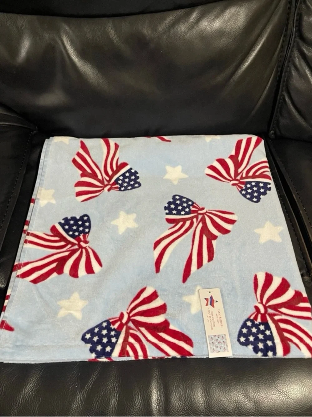 Patriotic Isaac Mizrahi Beach Towel Patriotic Bows Beach Towel